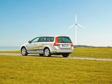 ppt_Joint venture with Volvo 01