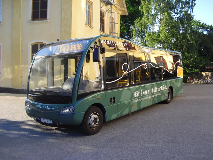Humlegården-Fastigheter-erbjuder-gratis-elbuss-till-hyresgäster