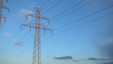 Electric_transmission_lines-e1443001100127.jpg