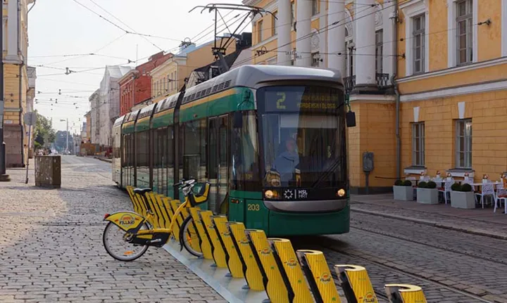 Spårvagn-och-cykel.jpg