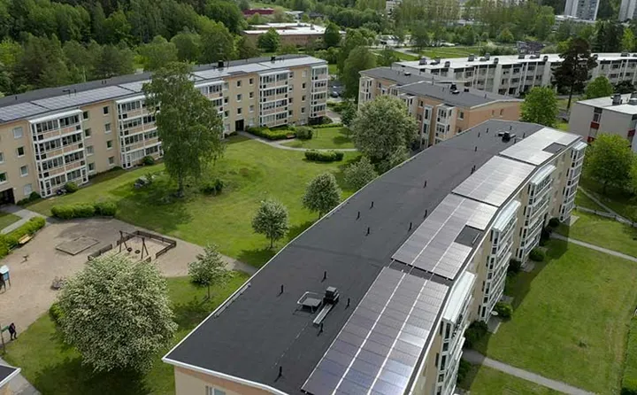 Invigning-av-solcellsanläggning-i-Riksbyggens-Brf-Nyköpingshus