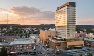 Sara Kulturhus öppnar - en av världens högsta träbyggnader