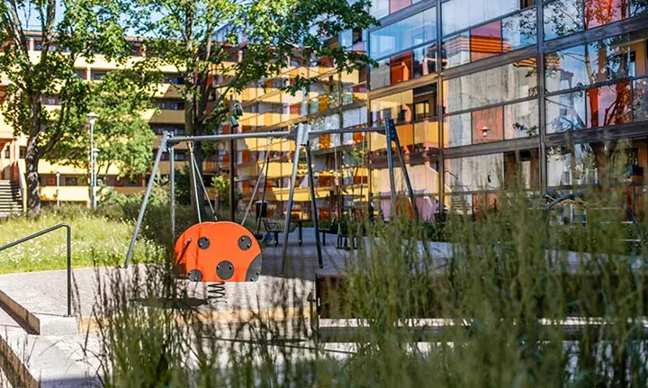 HSB Stockholm rustar upp innergårdar i Rinkeby