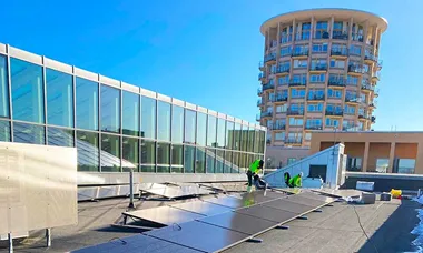 Akademiska Hus installerar solceller på Kungliga Musikhögskolan
