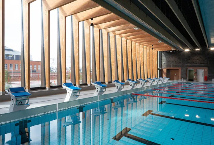 Solna simhall web
