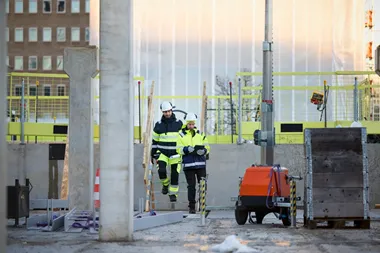 Byggjobbare på byggarbetsplats