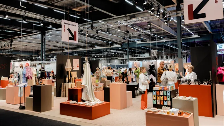 Sustainability stand