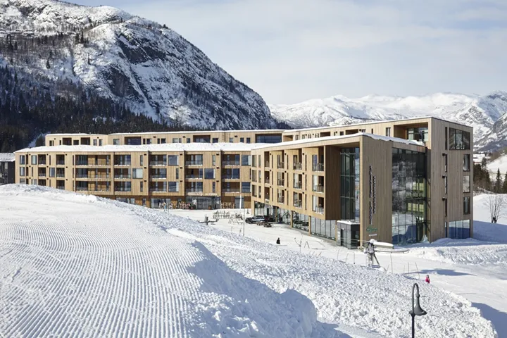Kebony_Character_SkiStar_Lodge_Hemsedal_Suites_Per_Erik_Jaeger_01-low res