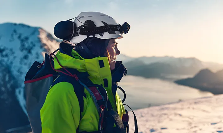 FEAR NO ELEMENT_HIGHVIS_WOMAN_22 (1)