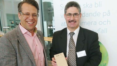 De arbetar på att ta fram framtidens spånplattor