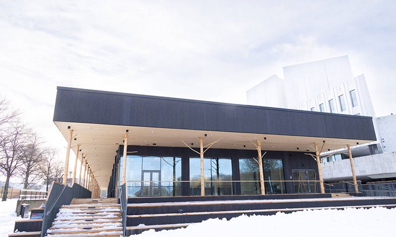 Smart träbygge ersätter Finlandiahuset under renovering