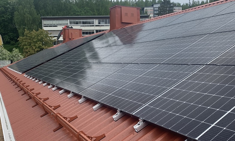 Solcellsanläggning ger BRF:n halva årsanvändningen av el