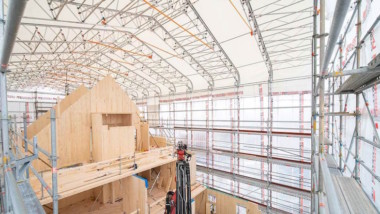 Heltäckande väderskydd för bättre byggklimat och arbetsmiljö