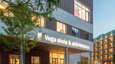 Nu öppnar portarna till Vega skola & aktivitetshus – en ny levande mötesplats som bidrar till social hållbarhet