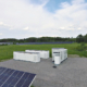 I HSB Solpark i Strängnäs skapar 4 MW batteri nytta för både elnätet och dess andelsägare