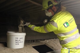 Först på marknaden med cement med vulkaniskt material