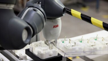 Från koldioxid till plast: NG Nordic och ABB siktar på att tillverka elartiklar av koldioxidbaserad plast