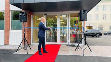 Inviger nytt kontor och energicentrum