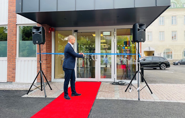 Inviger nytt kontor och energicentrum