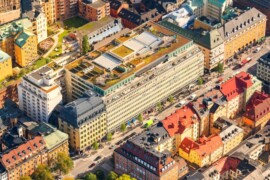 Väljer Sveavägen 44 för sitt huvudkontor