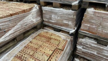 Kapaciteten för återbruk av tegel fördubblas – ny anläggning för återbruk byggs med stöd från Klimatklivet