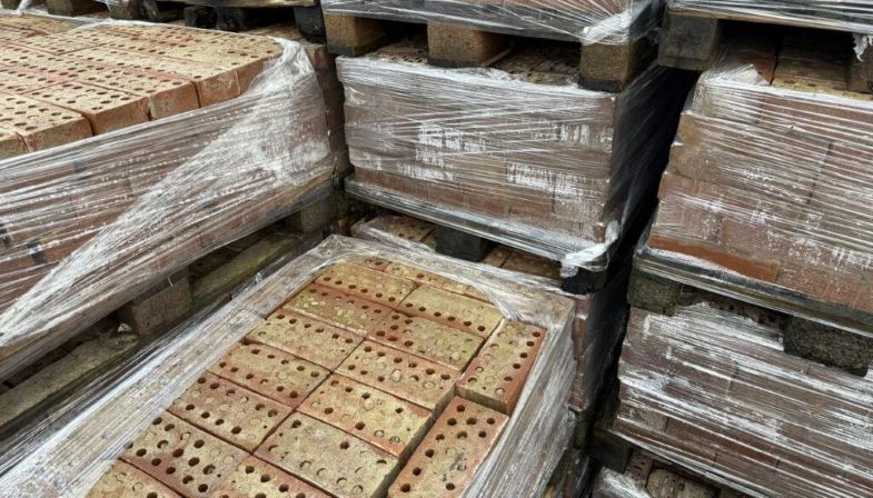 Kapaciteten för återbruk av tegel fördubblas – ny anläggning för återbruk byggs med stöd från Klimatklivet