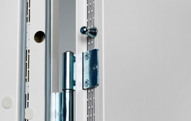 Svanenmärkning för ståldörr med rekordlåg klimatpåverkan