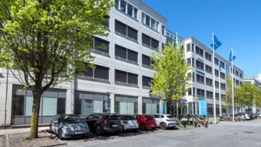 Förvärvar kontorsfastigheter i Gårda