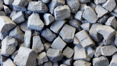 Halverar klimatpåverkan med ny EPD för skumglas