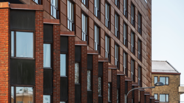 Stockolmshems student- och ungdomsbostäder finalist i Årets Stockholmsbyggnad