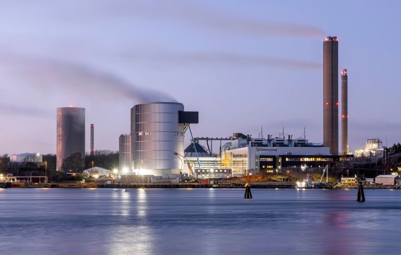 Minskar klimatavtrycket i projekt med ny bioångpanna