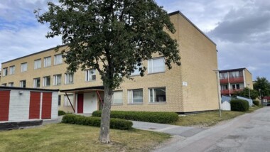 Renoverar och bygger om 164 lägenheter i Upplands-Bro