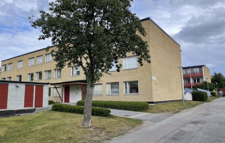 Renoverar och bygger om 164 lägenheter i Upplands-Bro